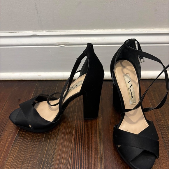 Nina Plaform Strappy Heel - Picture 2 of 7